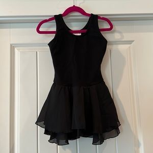 Capezio Girl’s Practice Dance Leotard with attached skirt, Black, Sz Med EUC